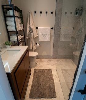 MacTier Casa | Cozy, Hot Tub, Sauna, Heated Floors, EV, Nespresso