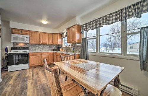 Houghton Lake Heights Casa | Cozy Houghton Lake Heights Cottage with Private Yard