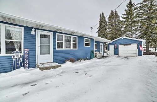 Houghton Lake Heights Casa | Cozy Houghton Lake Heights Cottage with Private Yard