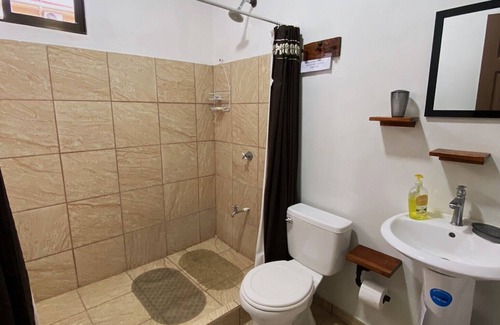 Esterillos Oeste Casa | Cozy House at Condominio Villas del Oceano