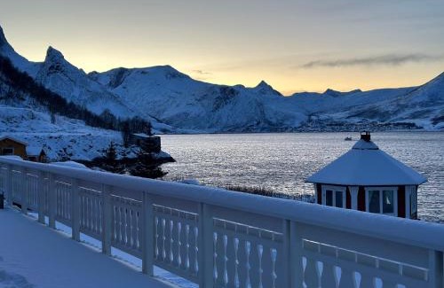 Botnhamn Casa | Cozy house by the sea