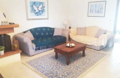 Kallithea Casa | Cozy House in Kallithea with Garden