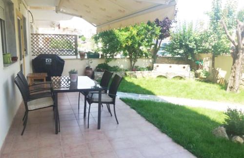 Kallithea Casa | Cozy House in Kallithea with Garden