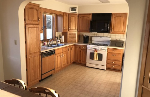 East End Casa | Cozy house in Central Park neighborhood of Superior, Wisconsin