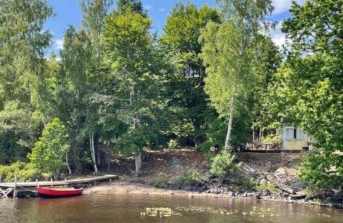 Almhult Municipality Casa | Cozy house in entire private Island Mocklen lake