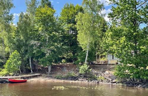 Almhult Municipality Casa | Cozy house in entire private Island Mocklen lake
