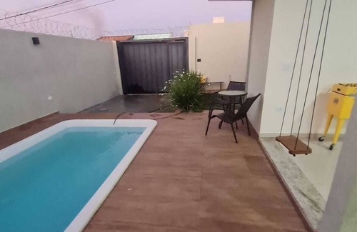 Guaxupe Casa | Cozy house in Guaxupé with swimming pool in a quiet location