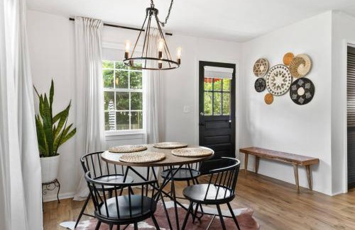 Shelby Hills Casa | Cozy House in Trendy East Nashville with a Patio and Grill