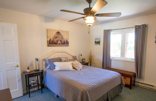 Whitefish Cabina | Cozy house just outside of Whitefish!
