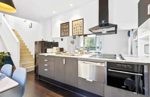 Pyrmont Casa | Cozy House near Darling Harbor