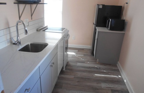 Catonsville Casa | Cozy house on quiet street, 1 block from downtown Catonsville.