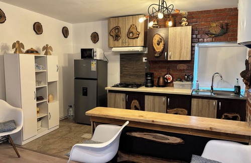 Piatra Fantanele Casa | Cozy house. Pet-Friendly! Family-sized condo with game room & deck