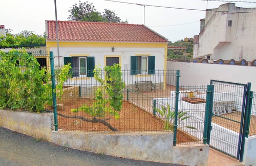 Portimao Casa | Cozy House to 5 minutes drive to the city. Outdoor space