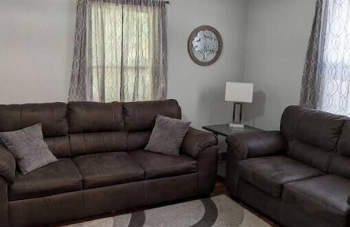 Biggsville Casa | Cozy House