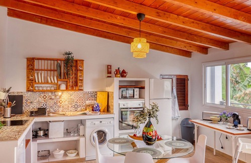 El Guincho Chalet De Esquí | Casa espaciosa con BBQ, vista al océano y al Teide/10 min del centro de la ciudad