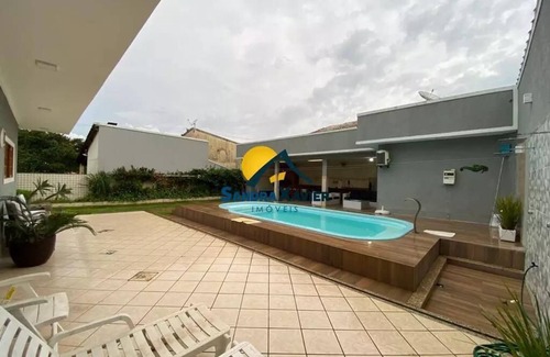 Angra dos Reis Casa | Cozy house with pool, 4 bedrooms (2 suites) next to the beach