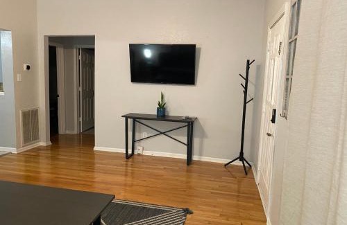 Doling Casa | Cozy house with large free parking on premises