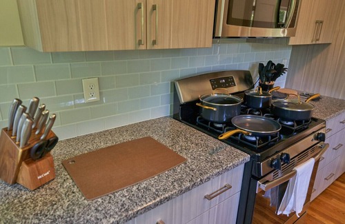 Beemerville Casa | Cozy Huguenot Hideaway
