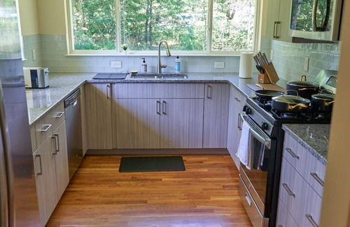 Beemerville Casa | Cozy Huguenot Hideaway