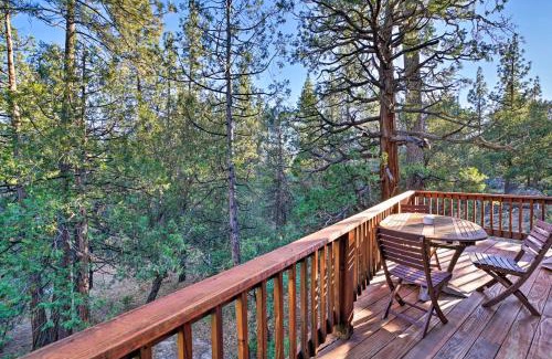 Idyllwild Casa | Cozy Idyllwild Cabin with Decks - Steps from Hiking!
