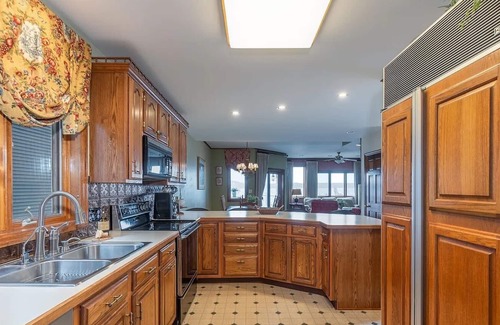 Malta Casa | Cozy, immaculate, lake front property. Only a few minutes to Saratoga Springs!