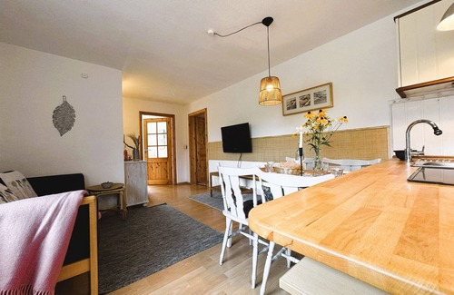 Westerholz Apartamento | Anchorage "No. 8" by the sea - vacation apartment for up to 4 people (with dog)