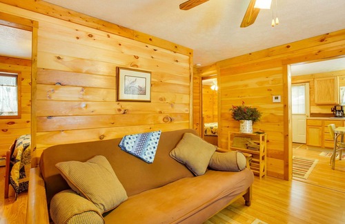 Interlochen Cabina | ¡NUEVO! Cabina Interlochen <1 milla del lago verde!