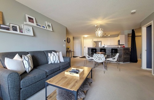 East Kootenay Condominio | Cozy Invermere Condo by the water