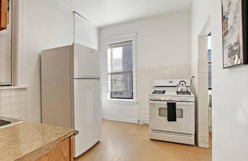 East Albany Park Apartamento | Cozy & Inviting 2BR Apartment - Sunnyside 3F