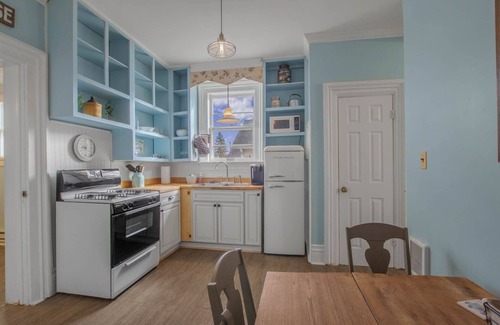 Irvington Casa | Cozy Irvington Getaway: Mins to Downtown