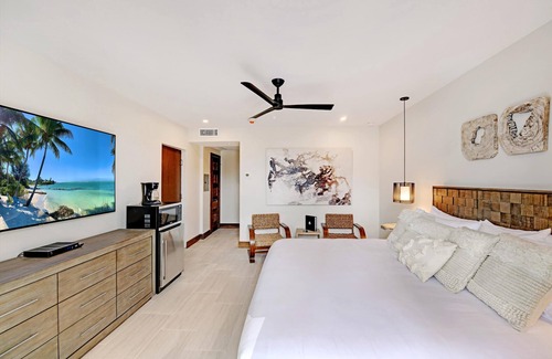 Whitney Beach Complejo | Island Room 31S ADA - Studio Apartment, Sleeps 2