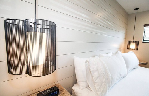 Whitney Beach Complejo | Island Room 31S ADA - Studio Apartment, Sleeps 2