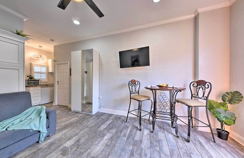 Northside Apartamento | Cozy Jacksonville Studio - 10 Miles to Downtown!