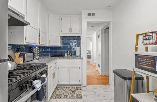 Kansas City Apartamento | Cozy just renovated 1BD Apt walking dist to KC MED