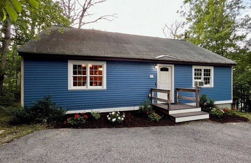 Birch Hill Casa | Acogedor retiro Knotty Pine