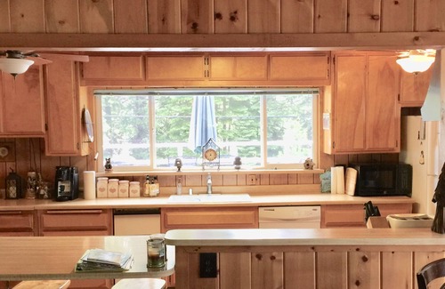 Prattville Cabina | Acogedor Lago Almanor Getaway