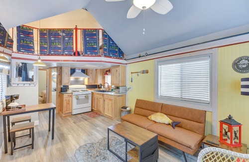 Lake Almanor Peninsula Cabina | Cozy Lake Almanor Cabin, Outdoor Adventures Galore