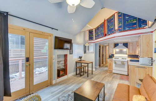 Lake Almanor Peninsula Cabina | Cozy Lake Almanor Cabin, Outdoor Adventures Galore