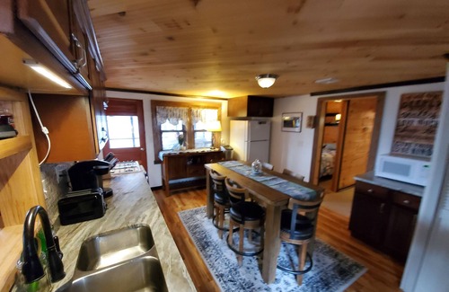 Freetown Cabaña | Cozy Lake Front Cottage on Long Pond
