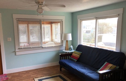 Hastings Apartamento | Cozy Lake Front get away
