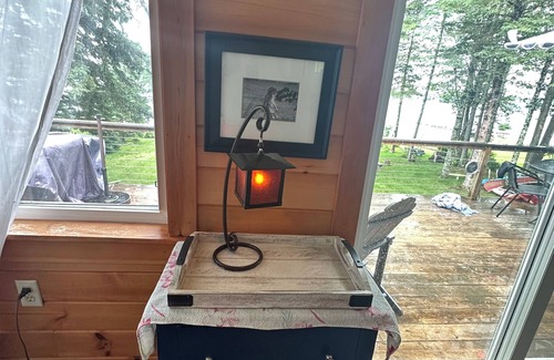 Dexter Cabina | Cozy lake house in the hear of Maine