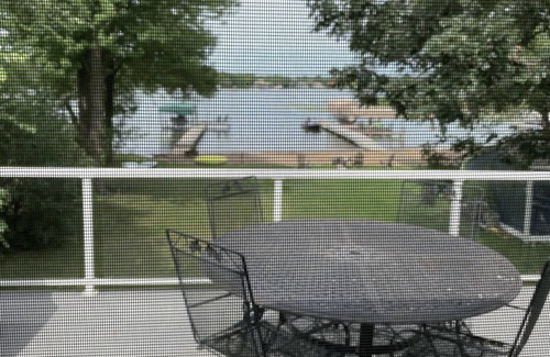 Excelsior Casa | Cozy Lake House on Lake Minnewashta