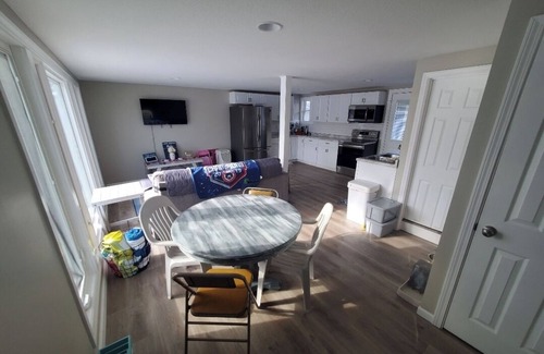 Wolcottville Casa | Cozy Lake House On The Channel With Access To 5 Lakes!
