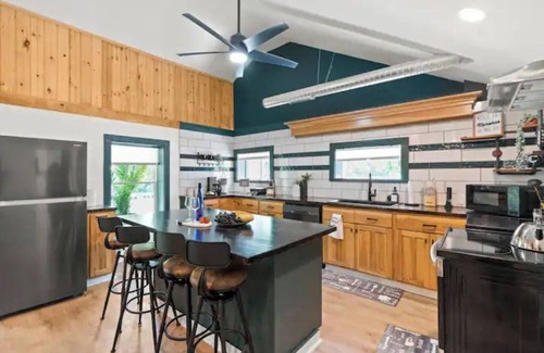 Honeoye Casa | Cozy Lake Retreat