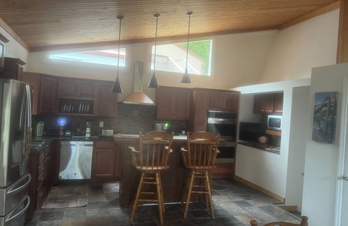 Leesville Apartamento | Cozy Lakefront 2-Bedroom First-Floor Retreat