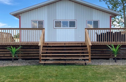 Glaslyn Cabina | Cozy lakefront cabin on Cochin Creek