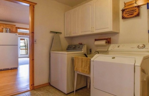 Johannesburg Cabaña | Cozy Lakefront Cottage: Snowmobile & ORV trails, great fishing, Hiking