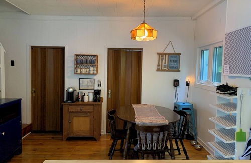 Leeds and the Thousand Islands Cabaña | Cozy Lakefront Cottage on Quiet Family Friendly Lake!