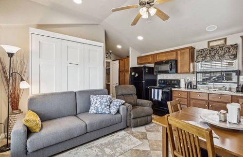 Kerens Casa | Cozy Lakefront Cottage on Richland-Chambers