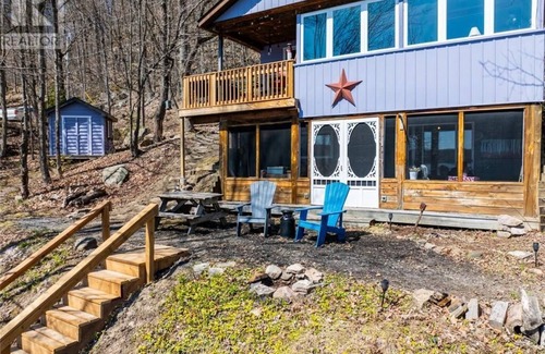 Utterson Cabaña | Cozy Lakefront Muskoka Cottage
